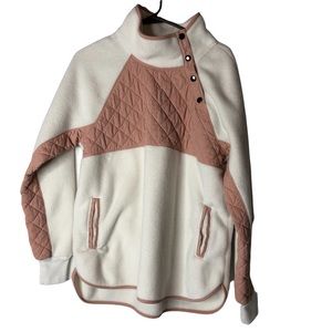 Abercrombie and Fitch Asymmetrical Snap Up Fleece Size Large